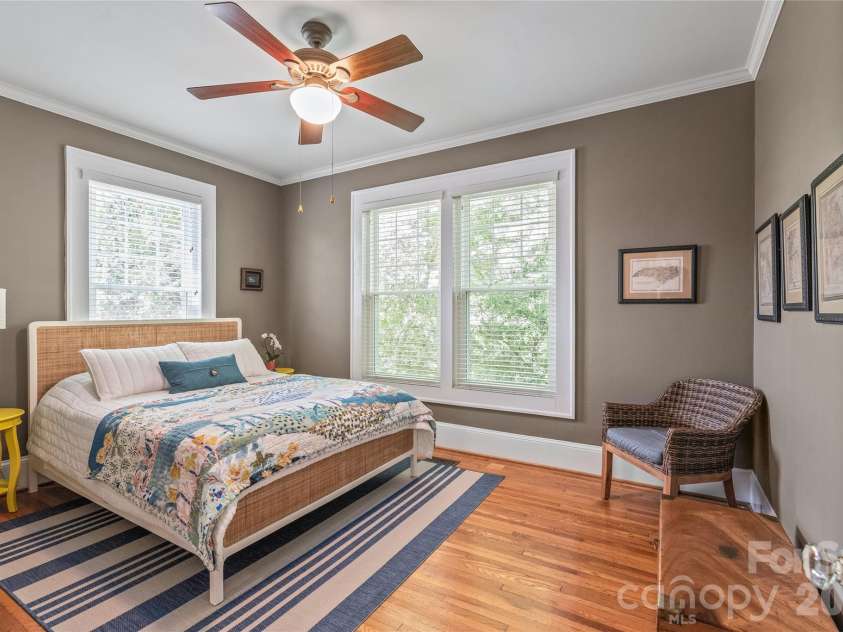 1822 Hall Avenue, Charlotte, NC 28205.  MLS# CAR4351357, YatesRealty ID 3915. 