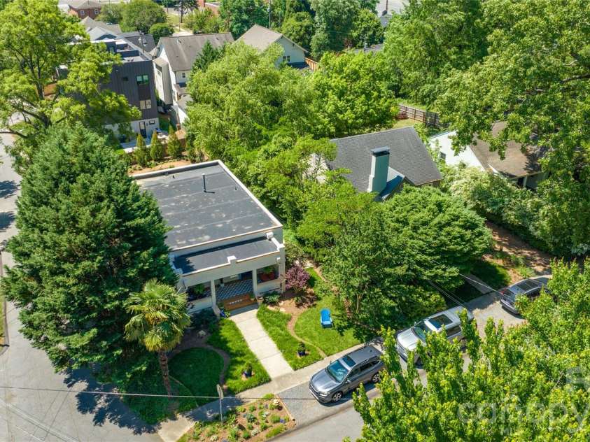 1822 Hall Avenue, Charlotte, NC 28205.  MLS# CAR4351357, YatesRealty ID 3915. 
