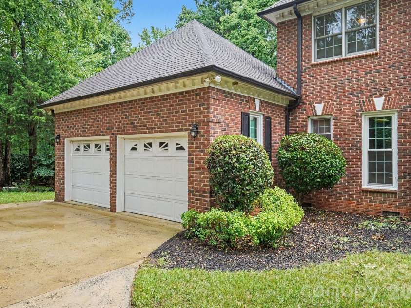 9549 Millen Drive, Harrisburg, NC 28075.  MLS# CAR4399502, YatesRealty ID 39155. 