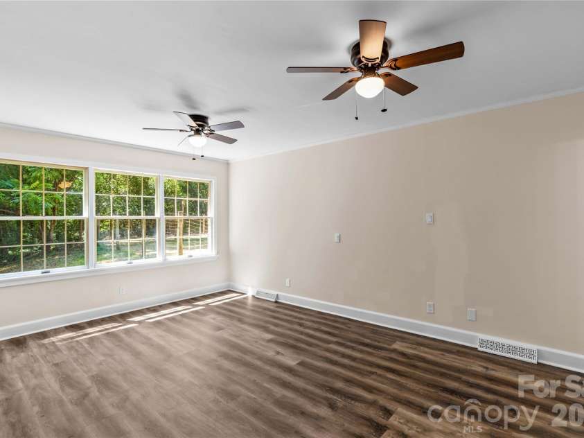 150 Kent Road, Salisbury, NC 28147.  MLS# CAR4414718, YatesRealty ID 39156. 