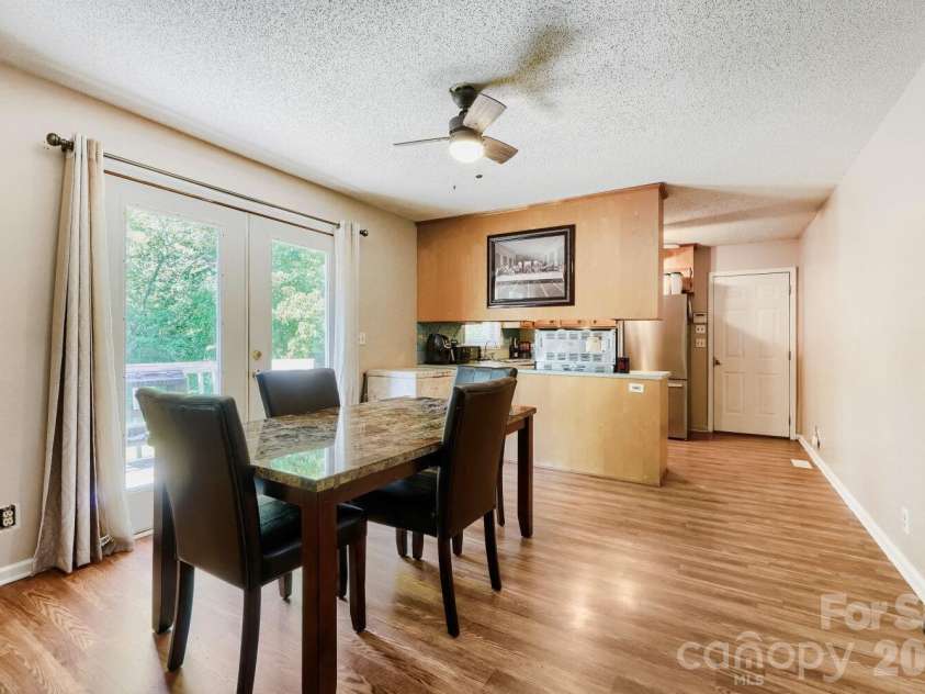 2601 Lynn Drive, Gastonia, NC 28054.  MLS# CAR4401718, YatesRealty ID 39157. 