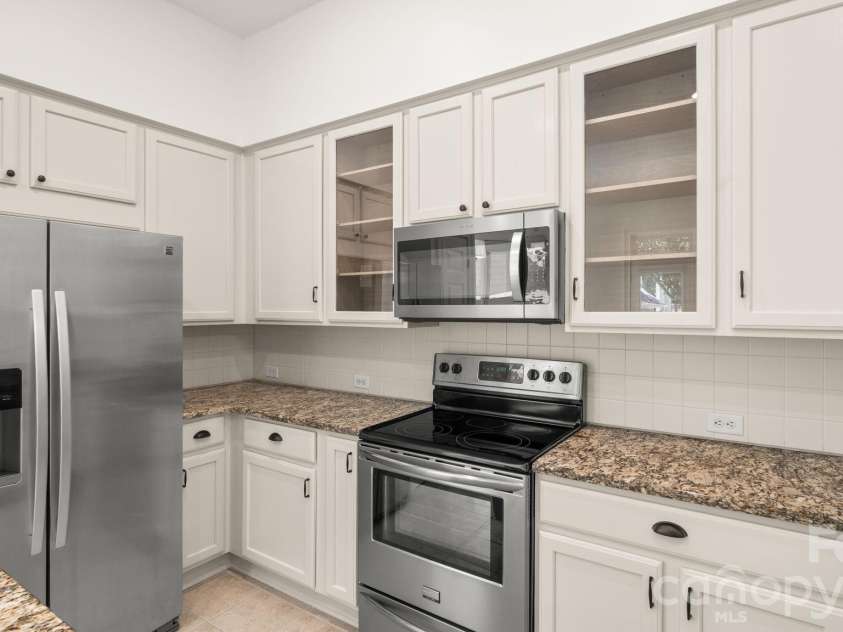 545 Glen Walk Drive, Fort Mill, SC 29708.  MLS# CAR4406009, YatesRealty ID 39159. 