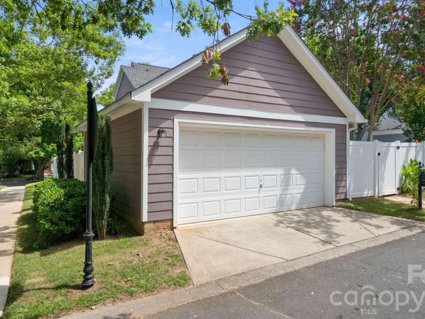 545 Glen Walk Drive, Fort Mill, SC 29708.  MLS# CAR4406009, YatesRealty ID 39159. 
