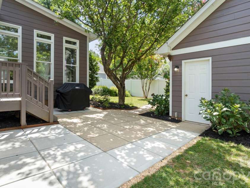 545 Glen Walk Drive, Fort Mill, SC 29708.  MLS# CAR4406009, YatesRealty ID 39159. 