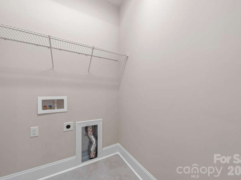 15009 Clear Sky Lane, Charlotte, NC 28277.  MLS# CAR4352286, YatesRealty ID 3916. Laundry 