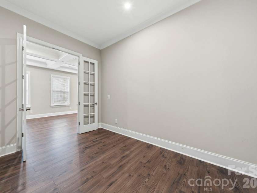 15009 Clear Sky Lane, Charlotte, NC 28277.  MLS# CAR4352286, YatesRealty ID 3916. Library/Office 