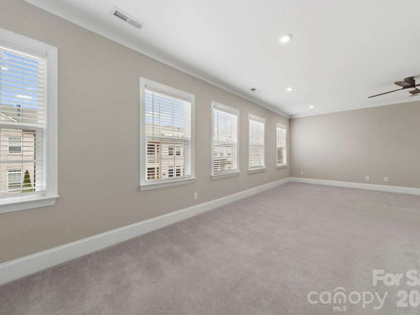 15009 Clear Sky Lane, Charlotte, NC 28277.  MLS# CAR4352286, YatesRealty ID 3916. Primary room 