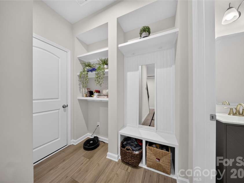 14938 Tamarack Drive, Charlotte, NC 28278.  MLS# CAR4404139, YatesRealty ID 39160. Drop zone