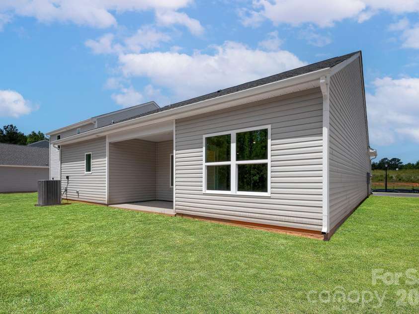 705 Lamorak Place, Richburg, SC 29729.  MLS# CAR4406377, YatesRealty ID 39162. 
