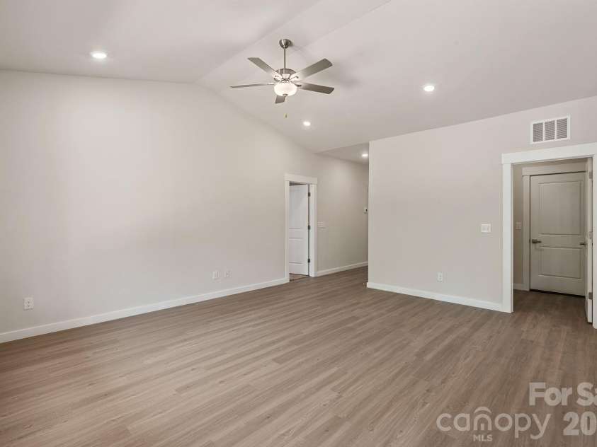 705 Lamorak Place, Richburg, SC 29729.  MLS# CAR4406377, YatesRealty ID 39162. 