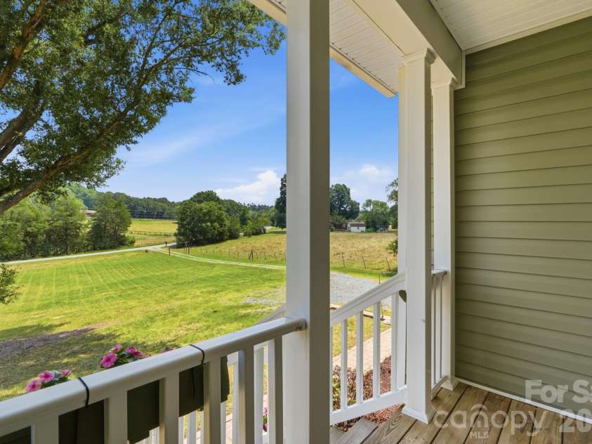6222 Nesbit Road, Waxhaw, NC 28173.  MLS# CAR4404244, YatesRealty ID 39166. 