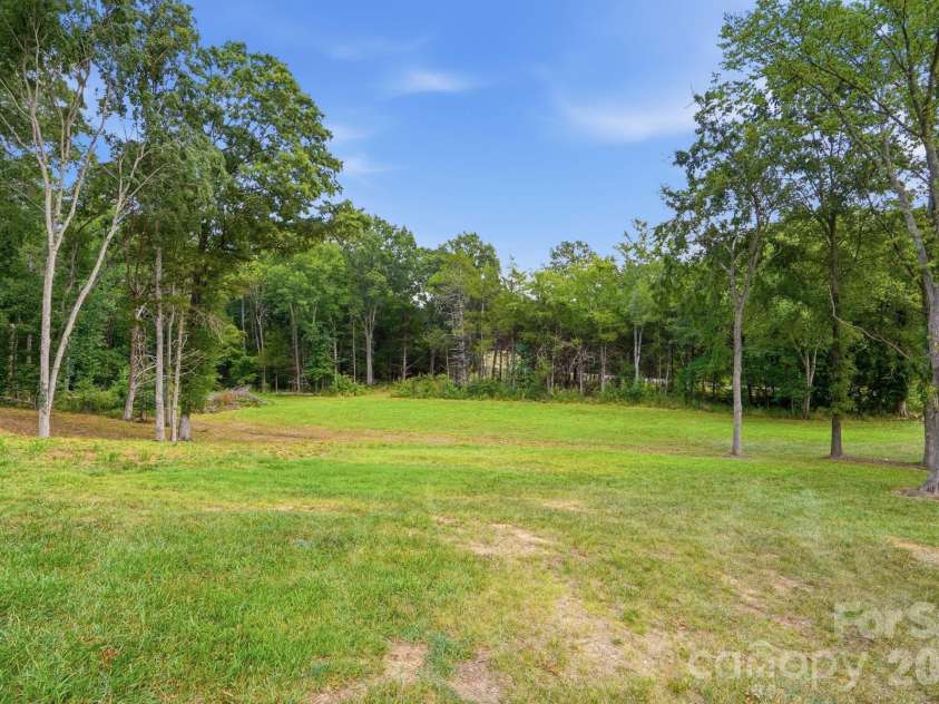 6222 Nesbit Road, Waxhaw, NC 28173.  MLS# CAR4404244, YatesRealty ID 39166. 