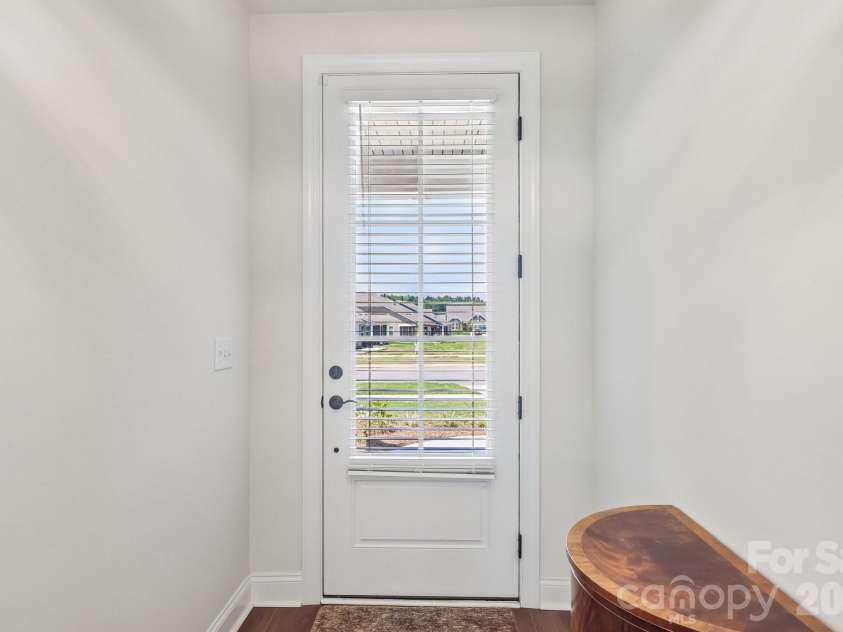 8410 Profit Lane, Charlotte, NC 28215.  MLS# CAR4399174, YatesRealty ID 39167. 