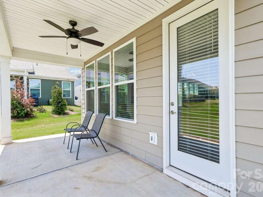 8410 Profit Lane, Charlotte, NC 28215.  MLS# CAR4399174, YatesRealty ID 39167. 