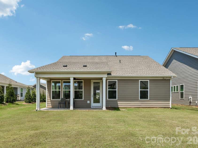 8410 Profit Lane, Charlotte, NC 28215.  MLS# CAR4399174, YatesRealty ID 39167. 