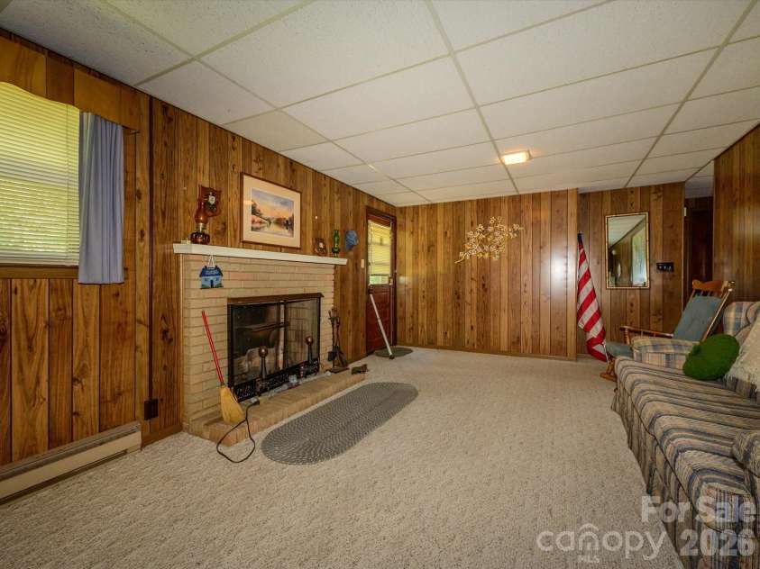 3712 Brookwood Road, Charlotte, NC 28215.  MLS# CAR4403688, YatesRealty ID 39168. 