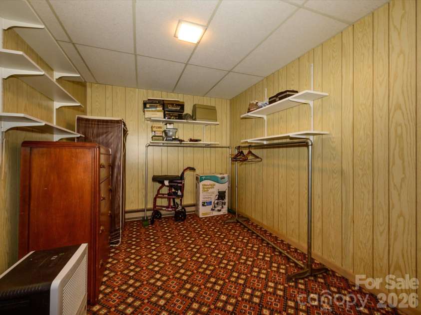 3712 Brookwood Road, Charlotte, NC 28215.  MLS# CAR4403688, YatesRealty ID 39168. 