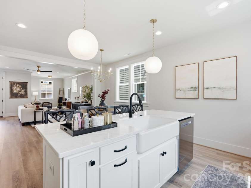 437 Delburg Mill Alley, Davidson, NC 28036.  MLS# CAR4334853, YatesRealty ID 39169. 