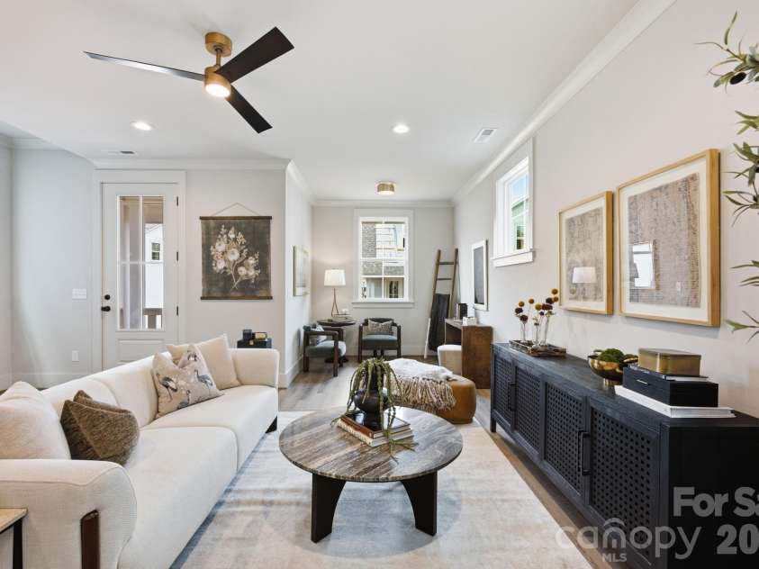 437 Delburg Mill Alley, Davidson, NC 28036.  MLS# CAR4334853, YatesRealty ID 39169. 