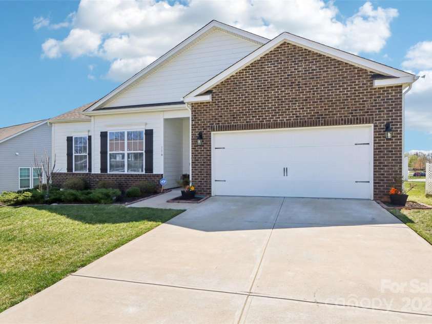 116 Asher Lane, Mooresville, NC 28115.  MLS# CAR4235802, YatesRealty ID 3917. 