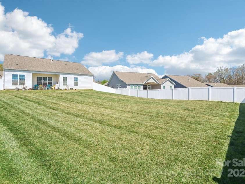 116 Asher Lane, Mooresville, NC 28115.  MLS# CAR4235802, YatesRealty ID 3917. 