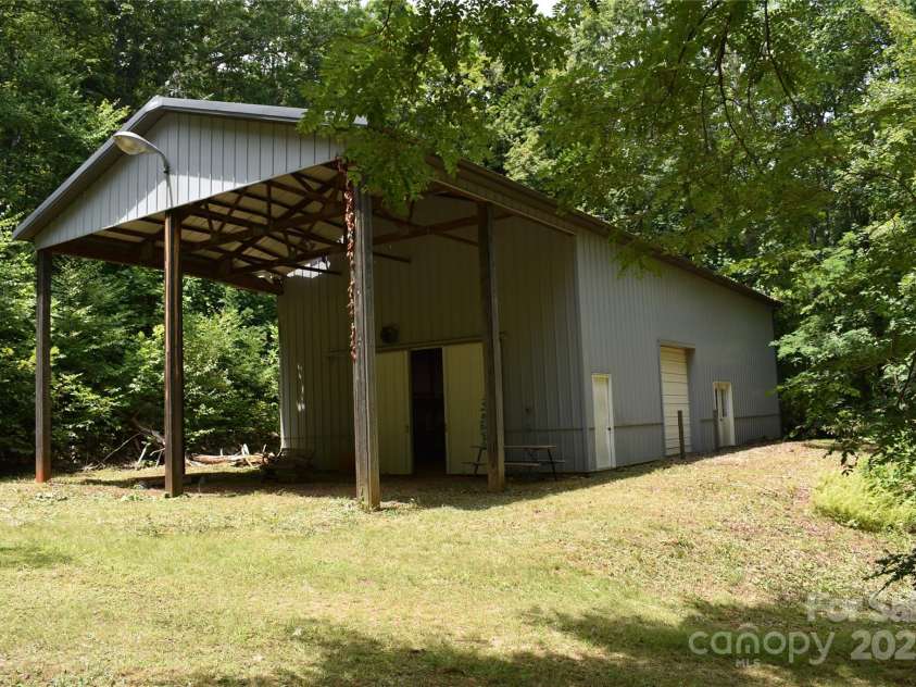 50 Firefly Springs Lane, Candler, NC 28715.  MLS# CAR4287482, YatesRealty ID 3917. 