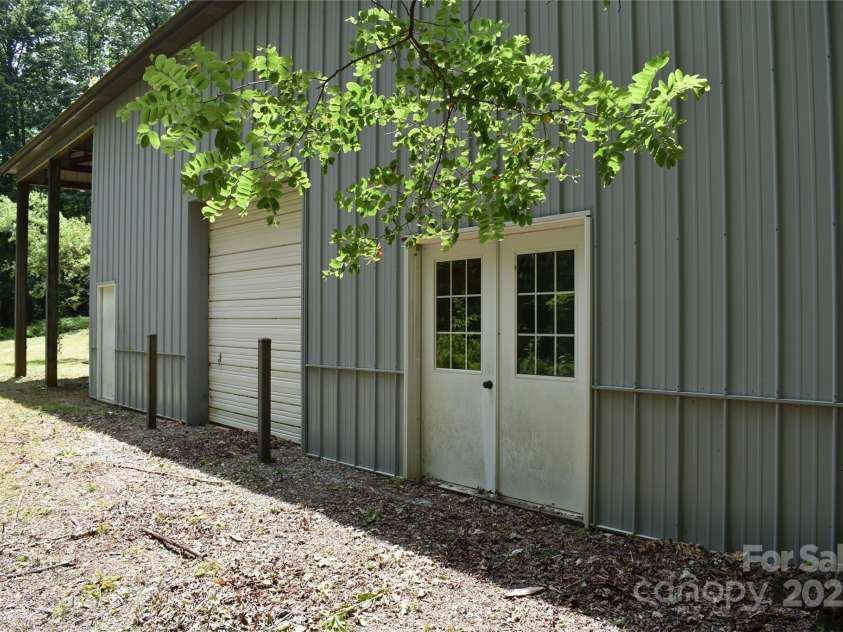 50 Firefly Springs Lane, Candler, NC 28715.  MLS# CAR4287482, YatesRealty ID 3917. 