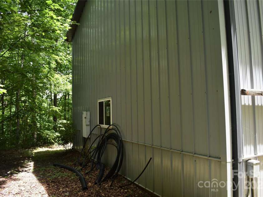 50 Firefly Springs Lane, Candler, NC 28715.  MLS# CAR4287482, YatesRealty ID 3917. 
