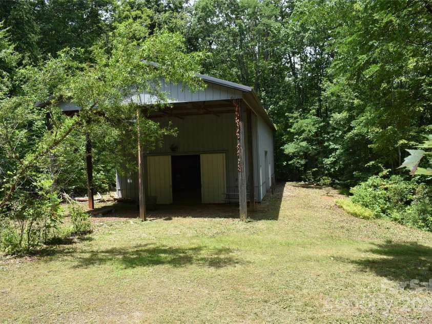50 Firefly Springs Lane, Candler, NC 28715.  MLS# CAR4287482, YatesRealty ID 3917. 