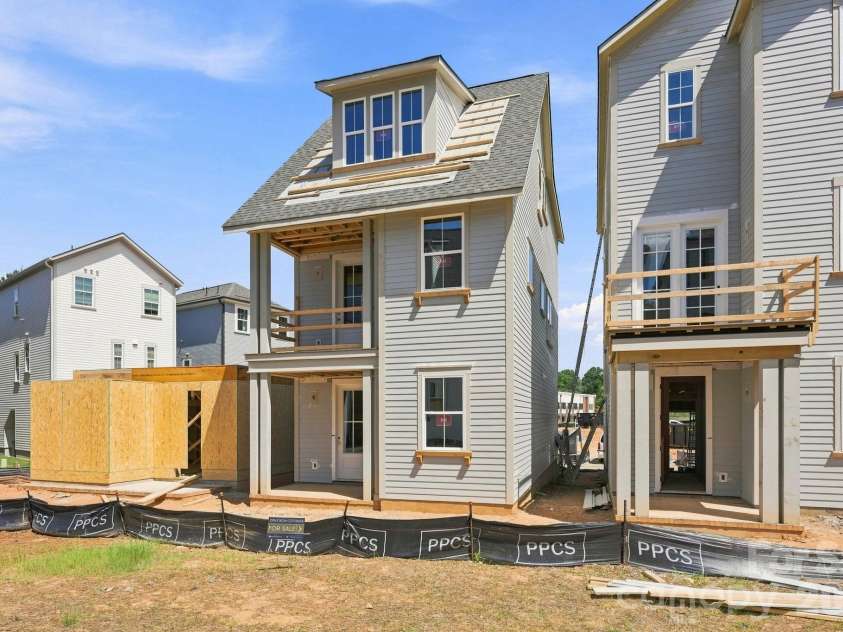 405 Delburg Mill Alley, Davidson, NC 28036.  MLS# CAR4357916, YatesRealty ID 39170. Construction Progress 8/18/2026