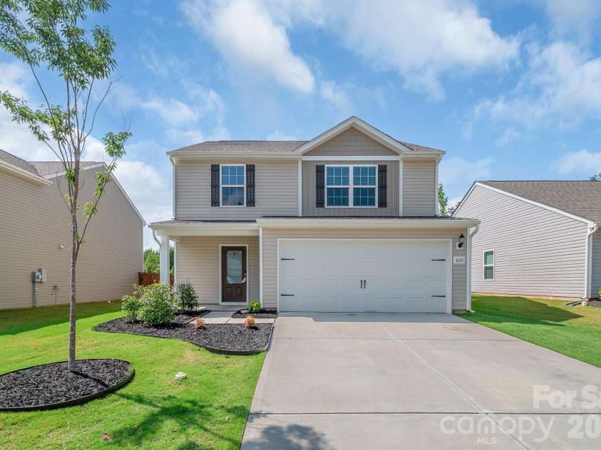 600 Lamorak Place, Richburg, SC 29729.  MLS# CAR4395625, YatesRealty ID 39174. 