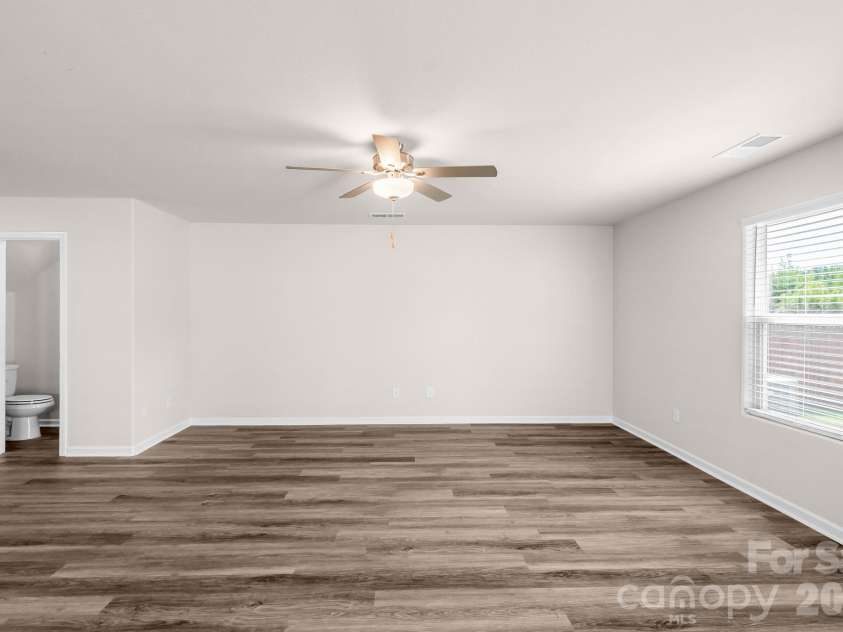 600 Lamorak Place, Richburg, SC 29729.  MLS# CAR4395625, YatesRealty ID 39174. 