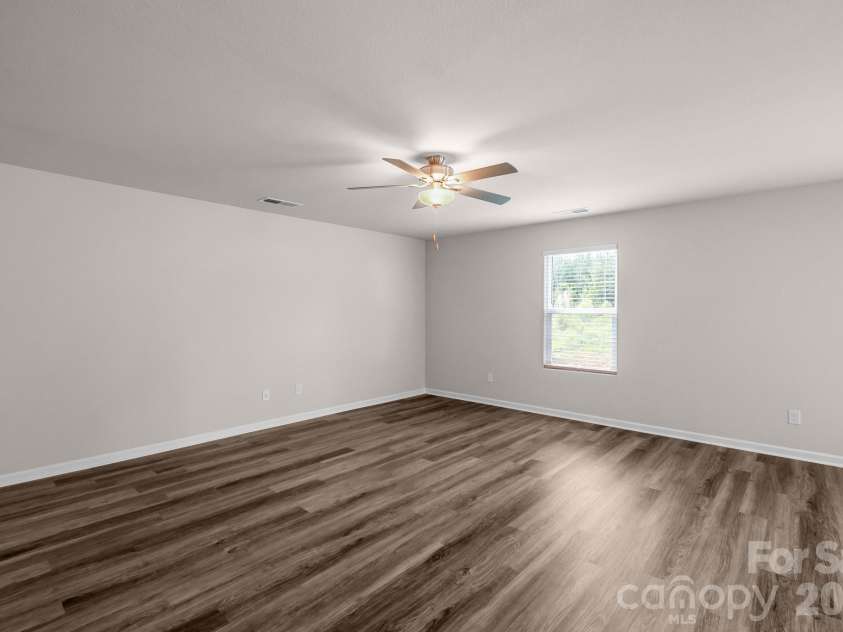 600 Lamorak Place, Richburg, SC 29729.  MLS# CAR4395625, YatesRealty ID 39174. 