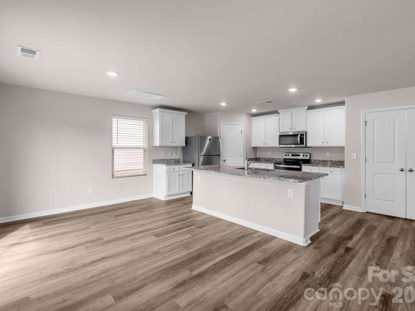 600 Lamorak Place, Richburg, SC 29729.  MLS# CAR4395625, YatesRealty ID 39174. 