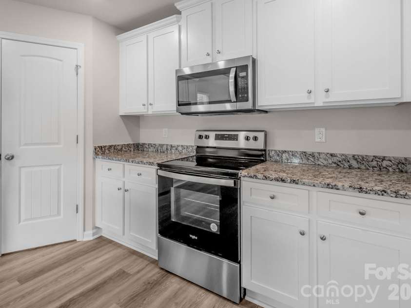 600 Lamorak Place, Richburg, SC 29729.  MLS# CAR4395625, YatesRealty ID 39174. 