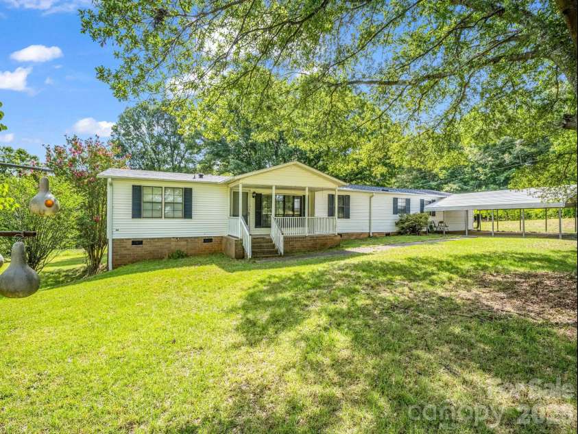 141 Hicks Grove Extension, Mooresboro, NC 28114.  MLS# CAR4403942, YatesRealty ID 39176. 