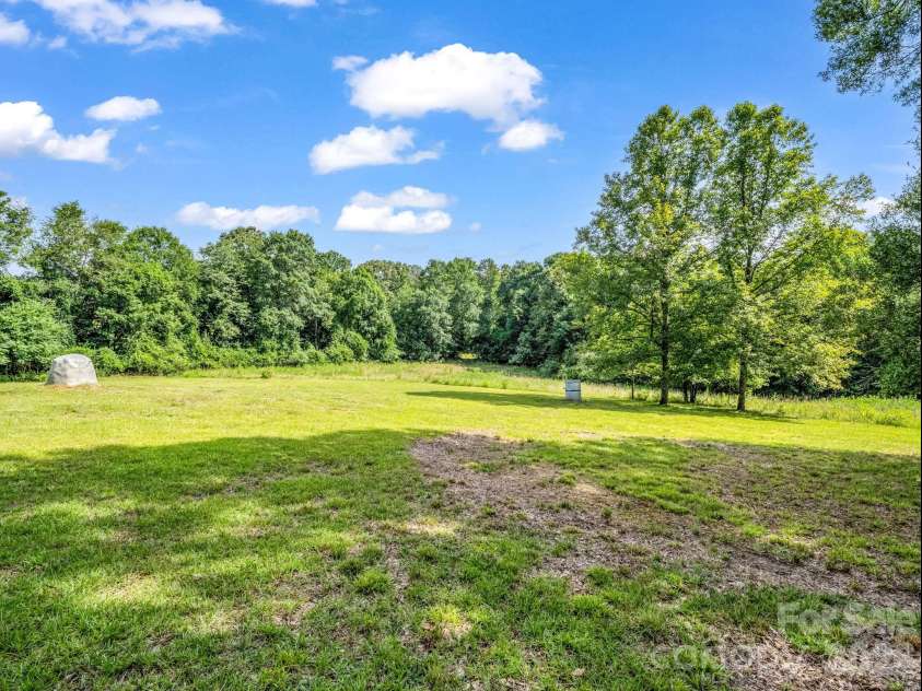 141 Hicks Grove Extension, Mooresboro, NC 28114.  MLS# CAR4403942, YatesRealty ID 39176. 