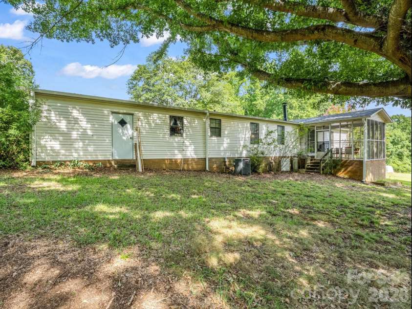 141 Hicks Grove Extension, Mooresboro, NC 28114.  MLS# CAR4403942, YatesRealty ID 39176. 