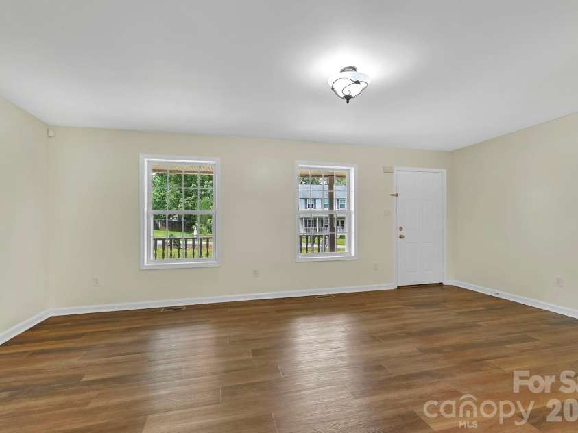 51 Jericho Ridge Road, Fletcher, NC 28732.  MLS# CAR4397516, YatesRealty ID 39177. 