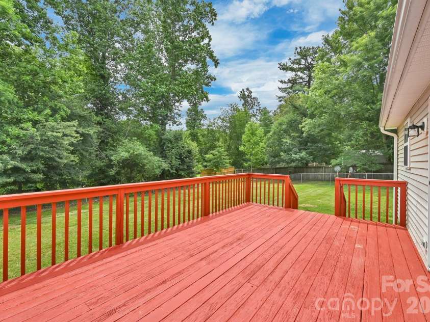51 Jericho Ridge Road, Fletcher, NC 28732.  MLS# CAR4397516, YatesRealty ID 39177. 