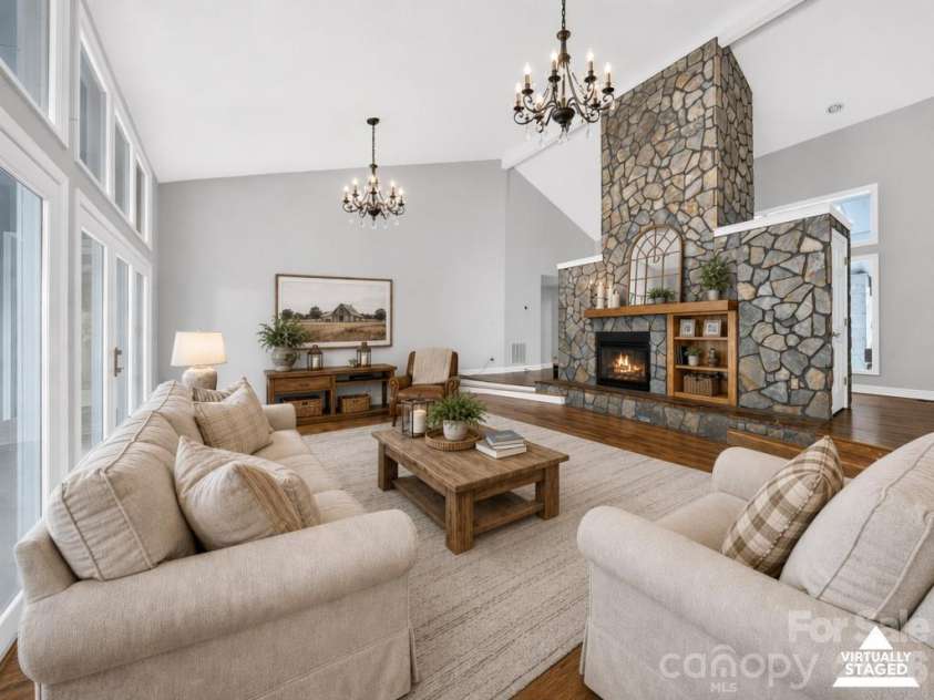 19330 Yachtman Drive, Cornelius, NC 28031.  MLS# CAR4399755, YatesRealty ID 39178. 