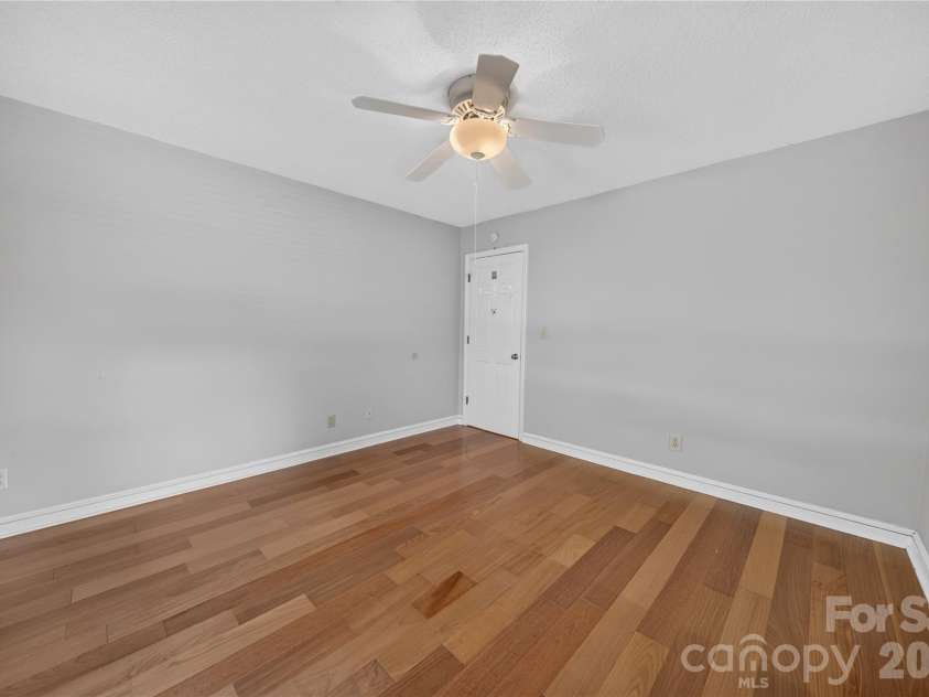 19330 Yachtman Drive, Cornelius, NC 28031.  MLS# CAR4399755, YatesRealty ID 39178. 