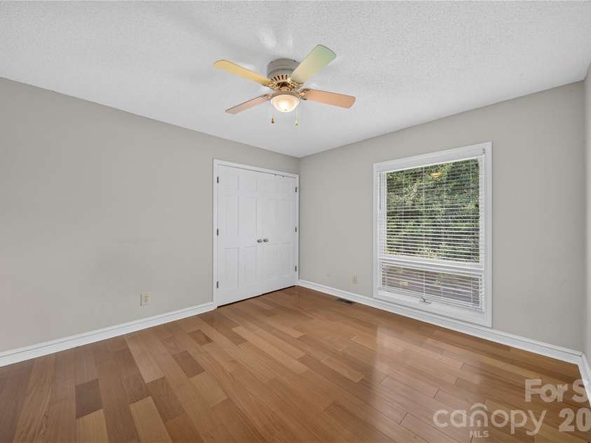 19330 Yachtman Drive, Cornelius, NC 28031.  MLS# CAR4399755, YatesRealty ID 39178. 