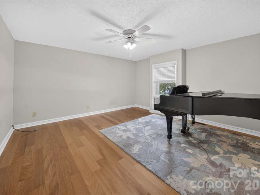 19330 Yachtman Drive, Cornelius, NC 28031.  MLS# CAR4399755, YatesRealty ID 39178. 