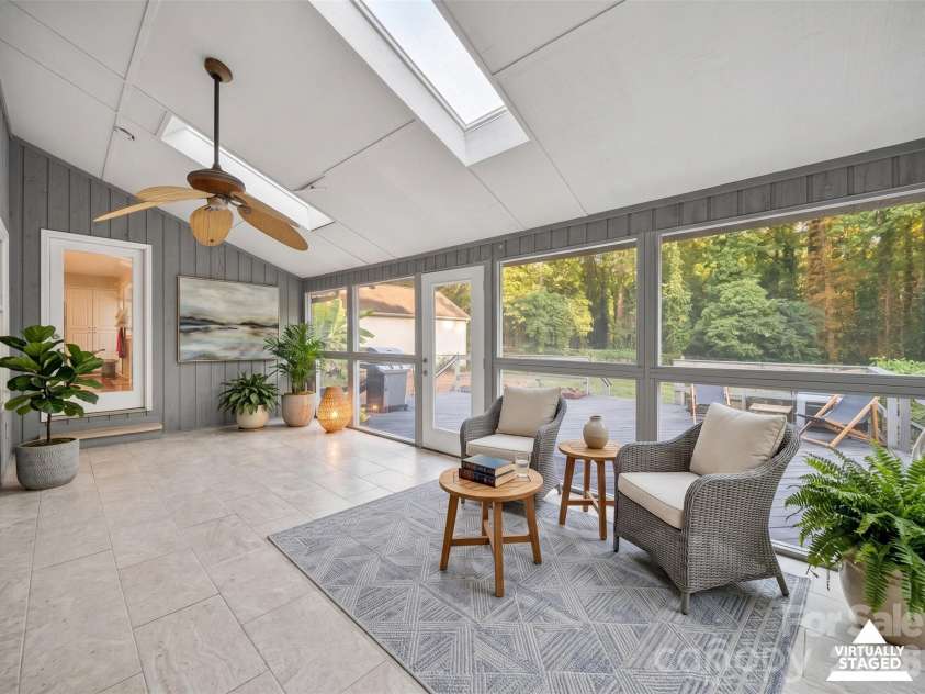 19330 Yachtman Drive, Cornelius, NC 28031.  MLS# CAR4399755, YatesRealty ID 39178. 