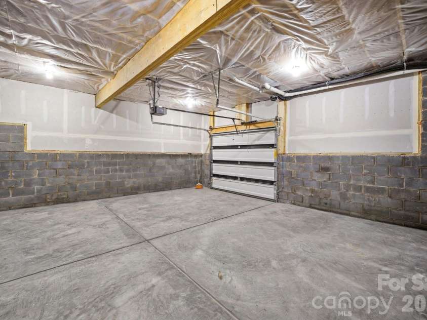 1111 7th Avenue, Gastonia, NC 28052.  MLS# CAR4404957, YatesRealty ID 39179. 
