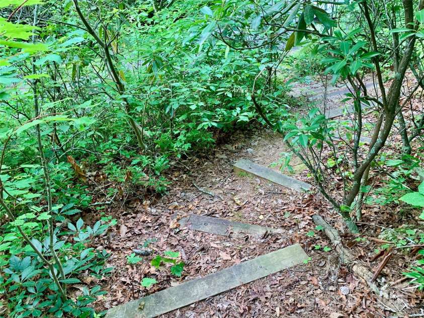 4040 Altavista Way, Lenoir, NC 28645.  MLS# CAR4234332, YatesRealty ID 3918. 