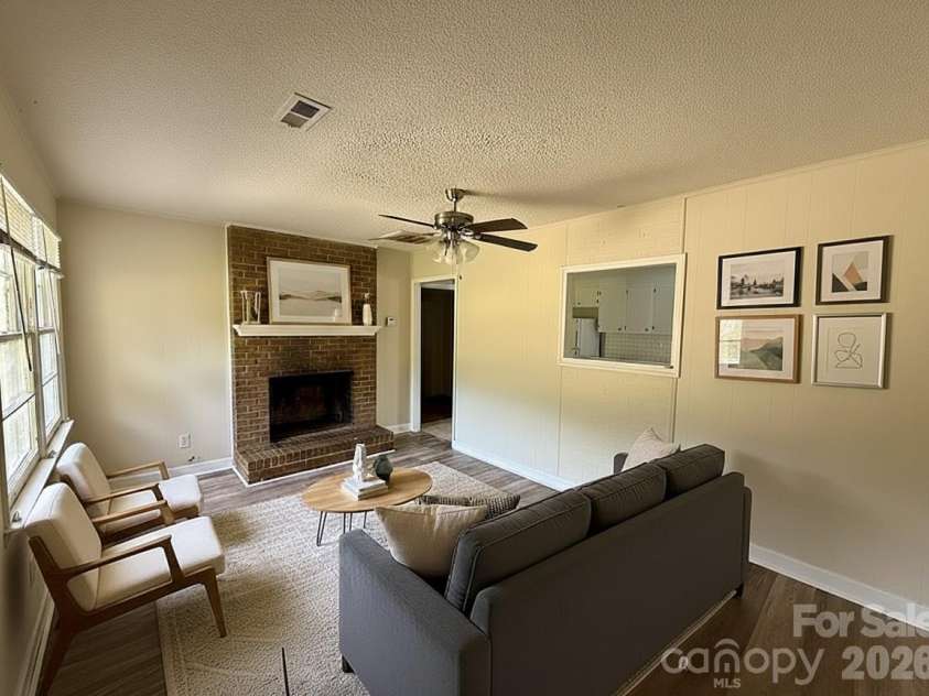 4209 Homeplace Drive, Shelby, NC 28152.  MLS# CAR4302755, YatesRealty ID 3918. Virtually StagedGreat Room