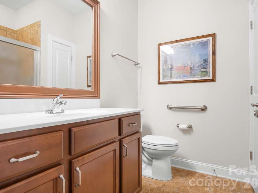127 Brawley Point Circle, Mooresville, NC 28117.  MLS# CAR4399063, YatesRealty ID 39180. 