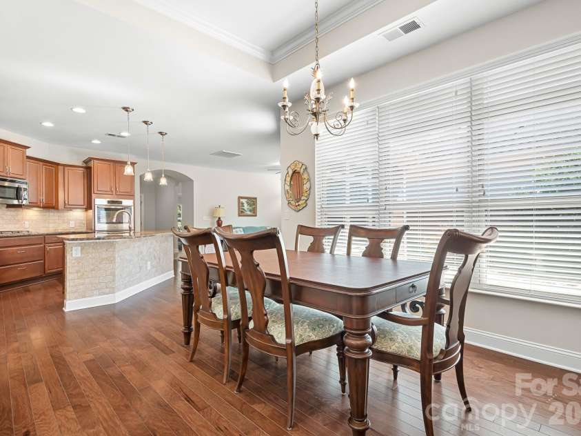 127 Brawley Point Circle, Mooresville, NC 28117.  MLS# CAR4399063, YatesRealty ID 39180. 